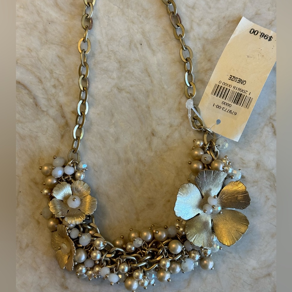 Banana Republic statement necklace, 18”- 19.75” long.